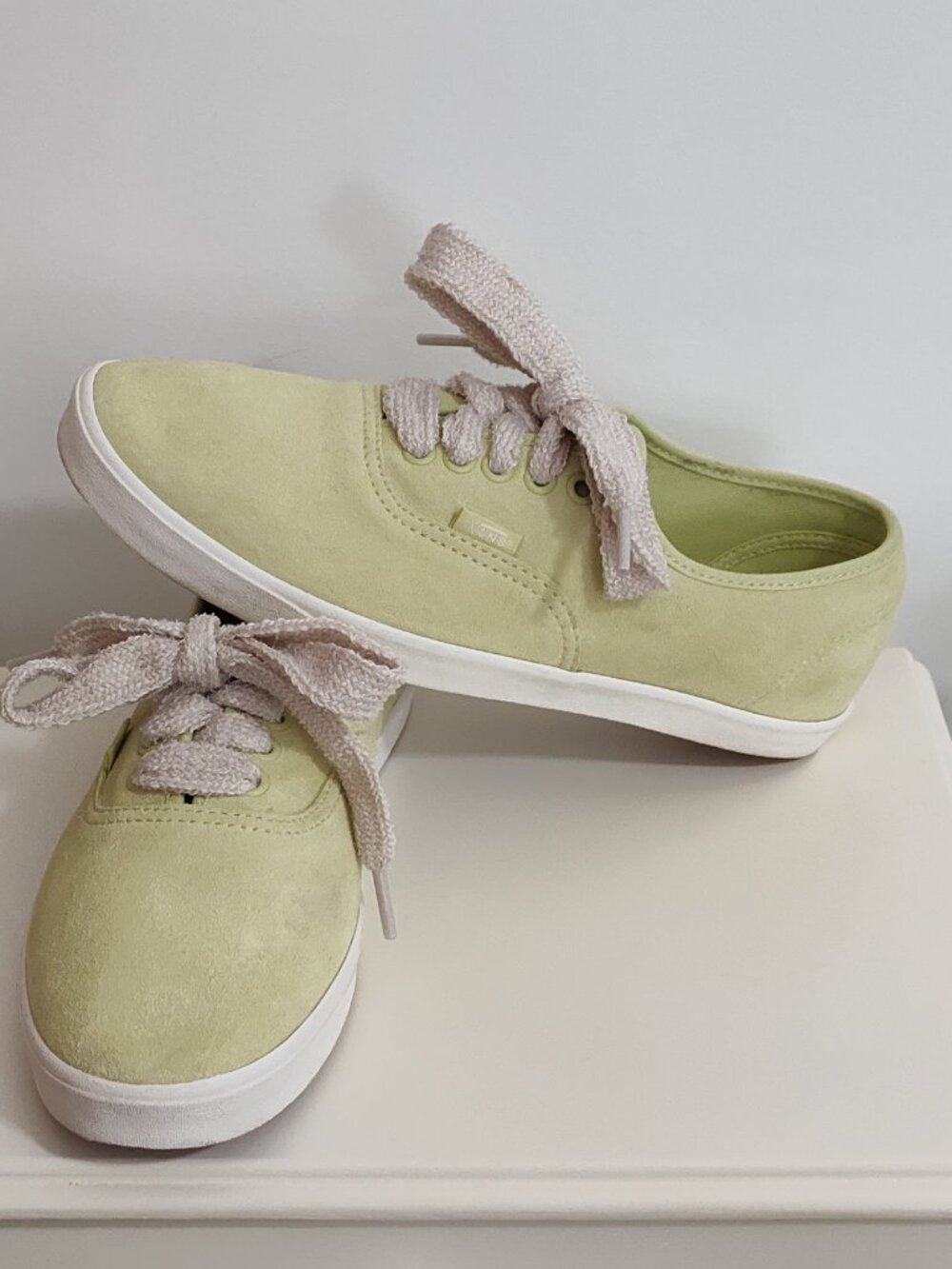 Van's low pro lime green suede sneakers, VG used condition, size 8